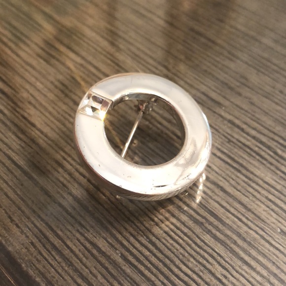 Silver Circle Pin Square Cut Glass Rhinestone - Picture 2 of 11